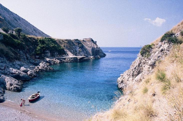 Camping Villaggio Nettuno Nerano Luaran gambar