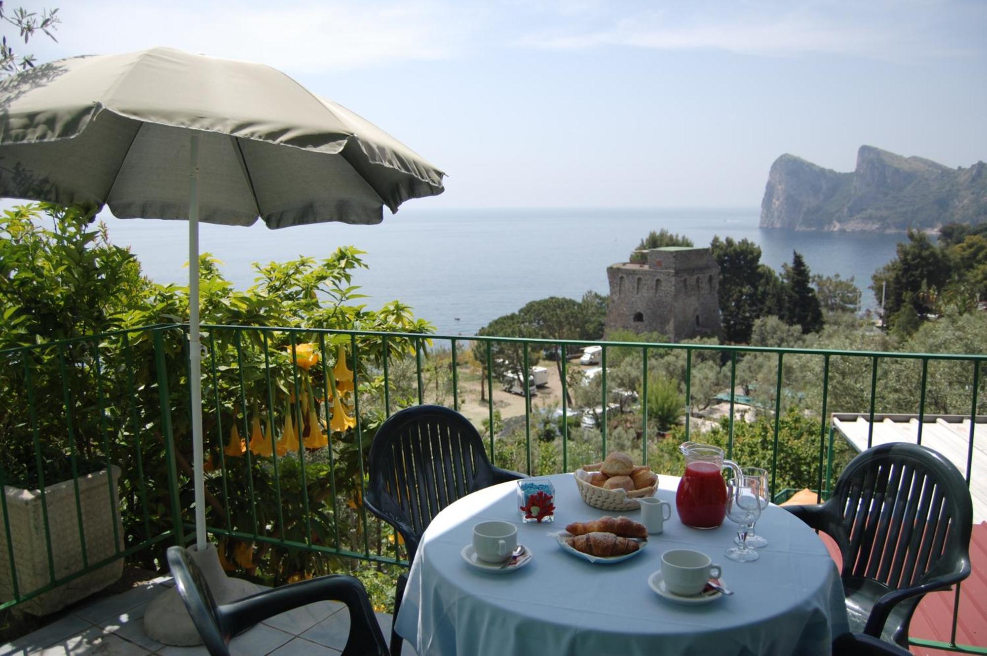 Camping Villaggio Nettuno Nerano Luaran gambar